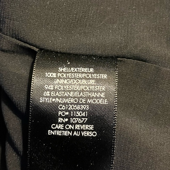 Alice + Olivia Maxie Off-the-Shoulder Guipure Lace Top S - Picture 5 of 8